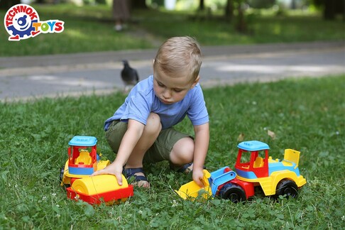 Дитяча іграшка Трактор ТехноК фото 2