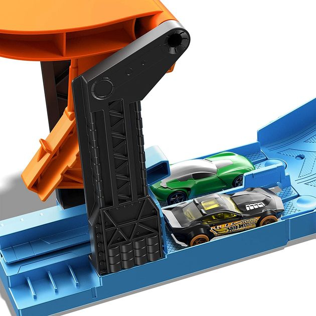 Трек Хот Вилс Трюки в шине Hot Wheels Monster Trucks изображение 7
