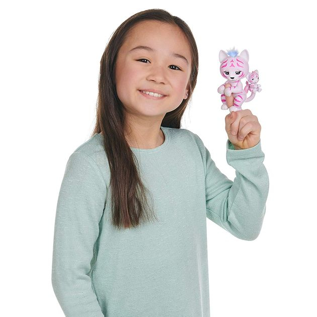 Интерактивная фигурка Фингерлингс Тигр Тилли WowWee Fingerlings Tiger and Mini - Tilly and Tammy 3522 изображение 3