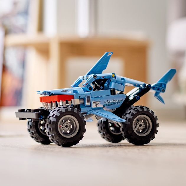 Конструктор Лего Мегалодон Monster Jam Megalodon Lego Technic (260 дет) изображение 3