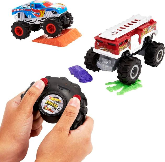 Набір машинок Монстер Трак Hot Wheels RC Monster Trucks W 5-Alarm зображення 2