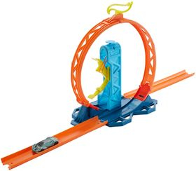 Трек Хот Вилс Грандиозная петля Hot Wheels Assorted Loop Kicker Pack