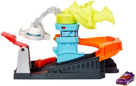 Набор Хот Вилс Монстры в городе Птеро Атака Hot Wheels Ptero Port Attack Playset GBF94 изображение 1