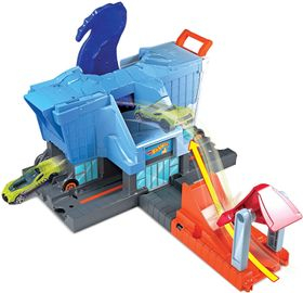 Трек Атака ти-рекса Hot Wheels City Nemesis Attack Set GBF92 изображение