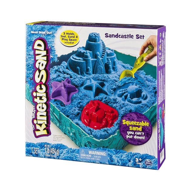 Фото6 Набор песка для детского творчества - KINETIC SAND ЗАМОК ИЗ ПЕСКА (голубой, 454 г, формочки, лоток) Каталог