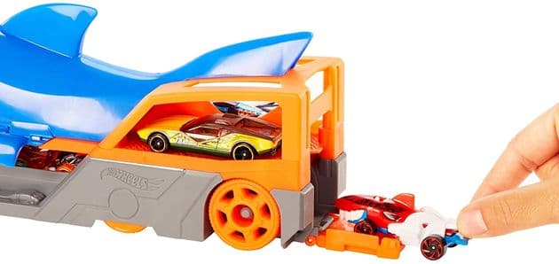 Игровой набор транспортер акула Hot Wheels Shark Chomp Transporter изображение 8