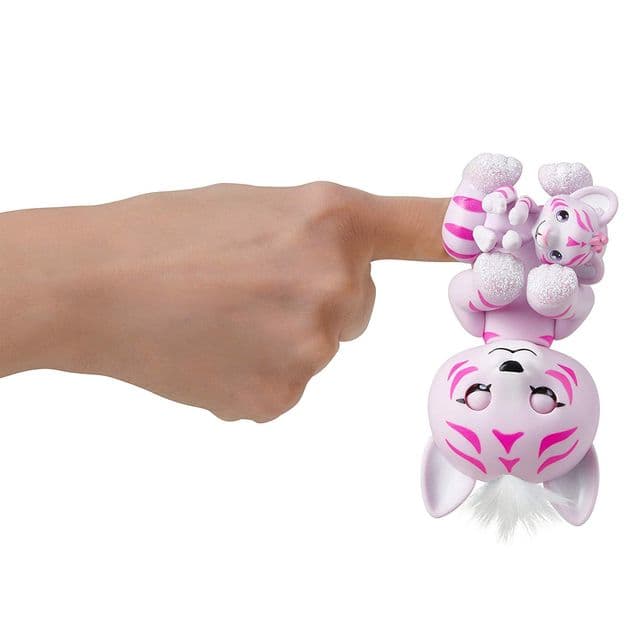 Интерактивная фигурка Фингерлингс Тигр Тилли WowWee Fingerlings Tiger and Mini - Tilly and Tammy 3522 изображение 7