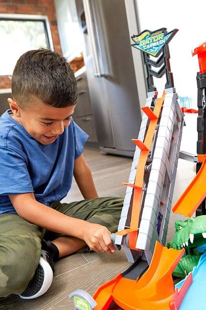 Трек Водонапорная башня серии Измени цвет Hot Wheels Ultimate Gator Car Wash Playset FTB67 изображение 2