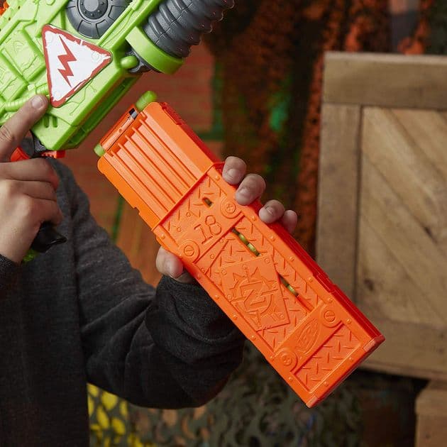 Бластер Нерф Зомби Страйк Revoltinator Nerf Revoltinator Zombie Strike E3060 изображение 10