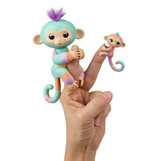 Интерактивная фигурка Fingerlings Обезьянка Денни с мини-обезьянкой Джианной WowWee Fingerlings Baby Monkey - Danny & Gianna