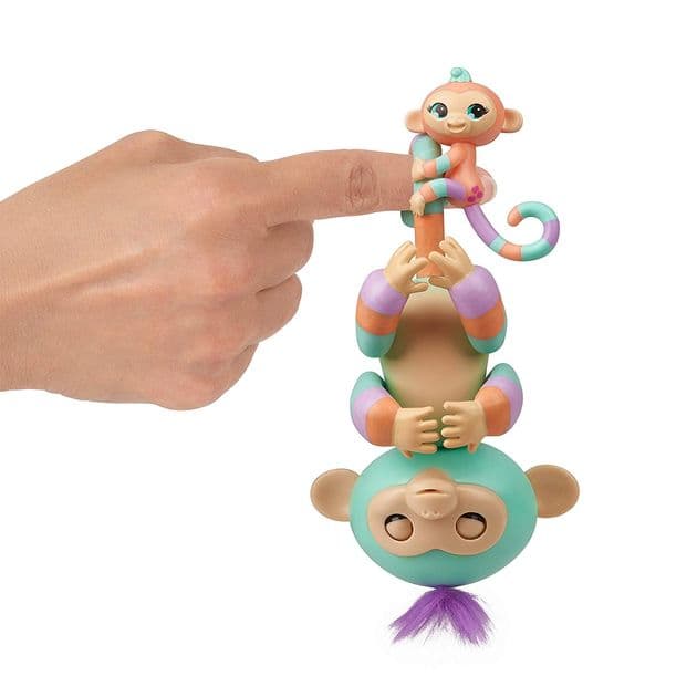 фигурка Fingerlings Обезьянка Денни 3544