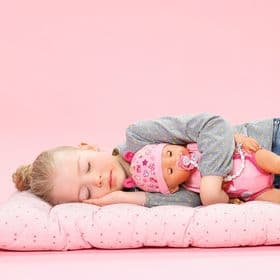 Фото3 Кукла BABY BORN серии "Нежные объятия" - ОЧАРОВАТЕЛЬНАЯ МАЛЫШКА (43 см, с аксессуарами) Каталог