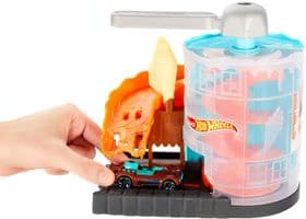 Игровой набор Хот Вилс Центр Мороженого Hot Wheels Downtown Ice Cream изображение
