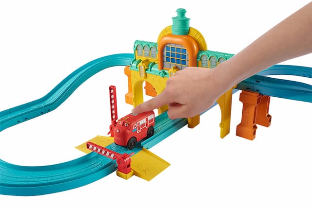 Паровозик Вилсон на батарейках Chuggington изображение 3