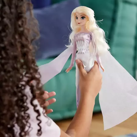 Disney Elsa Classic Doll – Frozen 2 зображення 5