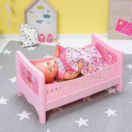 Фото8 Кроватка для куклы BABY BORN - СЛАДКИЕ СНЫ (с постельным набором) Каталог