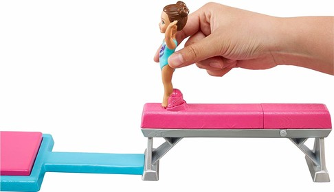 Игровой набор Барби гимнастка и ее ученица Barbie Flippin Fun Gymnast DMC37 изображение 5