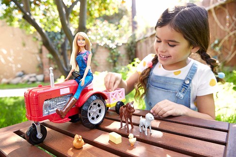 Игровой набор Барби Фермер на тракторе Barbie Tractor Playset FRM18 изображение 3