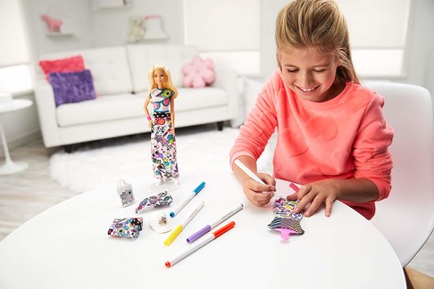 Игровой набор Барби Модный дизайнер блондинка Barbie Crayola Color-in Fashions, Blonde фото 5