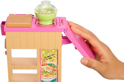Игровой набор Барби Приготовление лапши Barbie Noodle Bar Playset with Blonde Doll  5