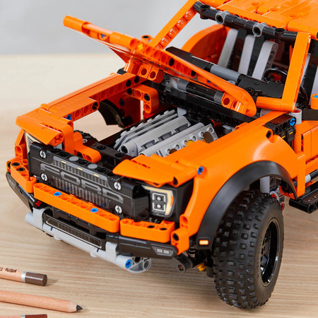 Конструктор Лего Форд Раптор (1379 дет) Lego Technic Ford F-150 Raptor 42126 изображение 4