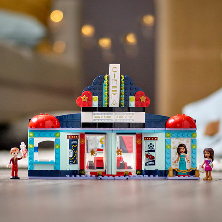 Конструктор Лего Кинотеатр Хартлейк-Сити (451 дет) Lego Friends 41448 изображение 6