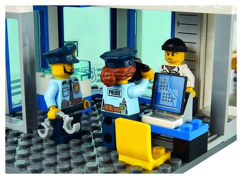 Конструктор Лего Полицейский участок (894 дет) Lego City Police Station 60141 изображение 3